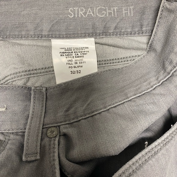 Gap straight leg jeans EUC - Picture 6 of 6